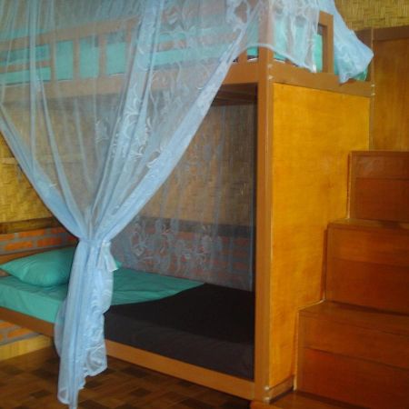 Dormitory Sedap Malam Singaraja Eksteriør billede