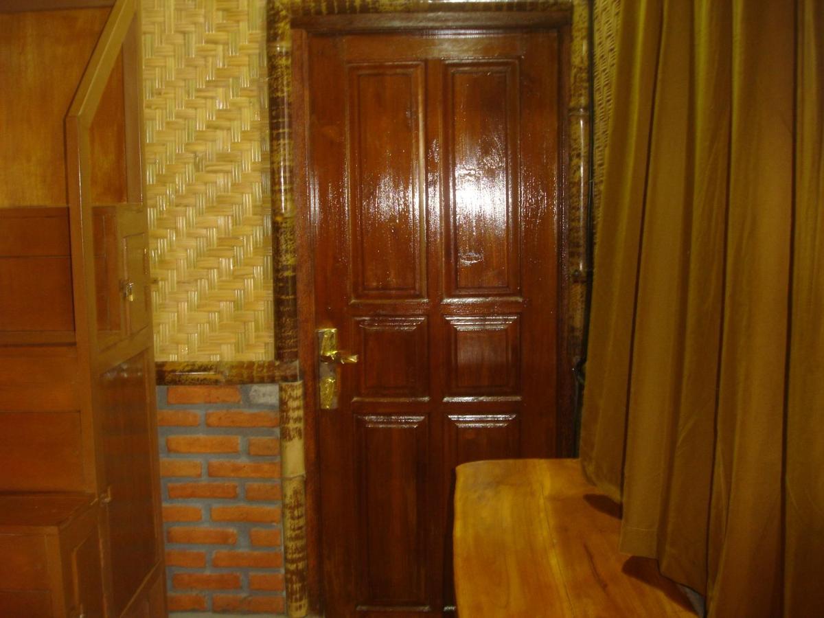 Dormitory Sedap Malam Singaraja Eksteriør billede